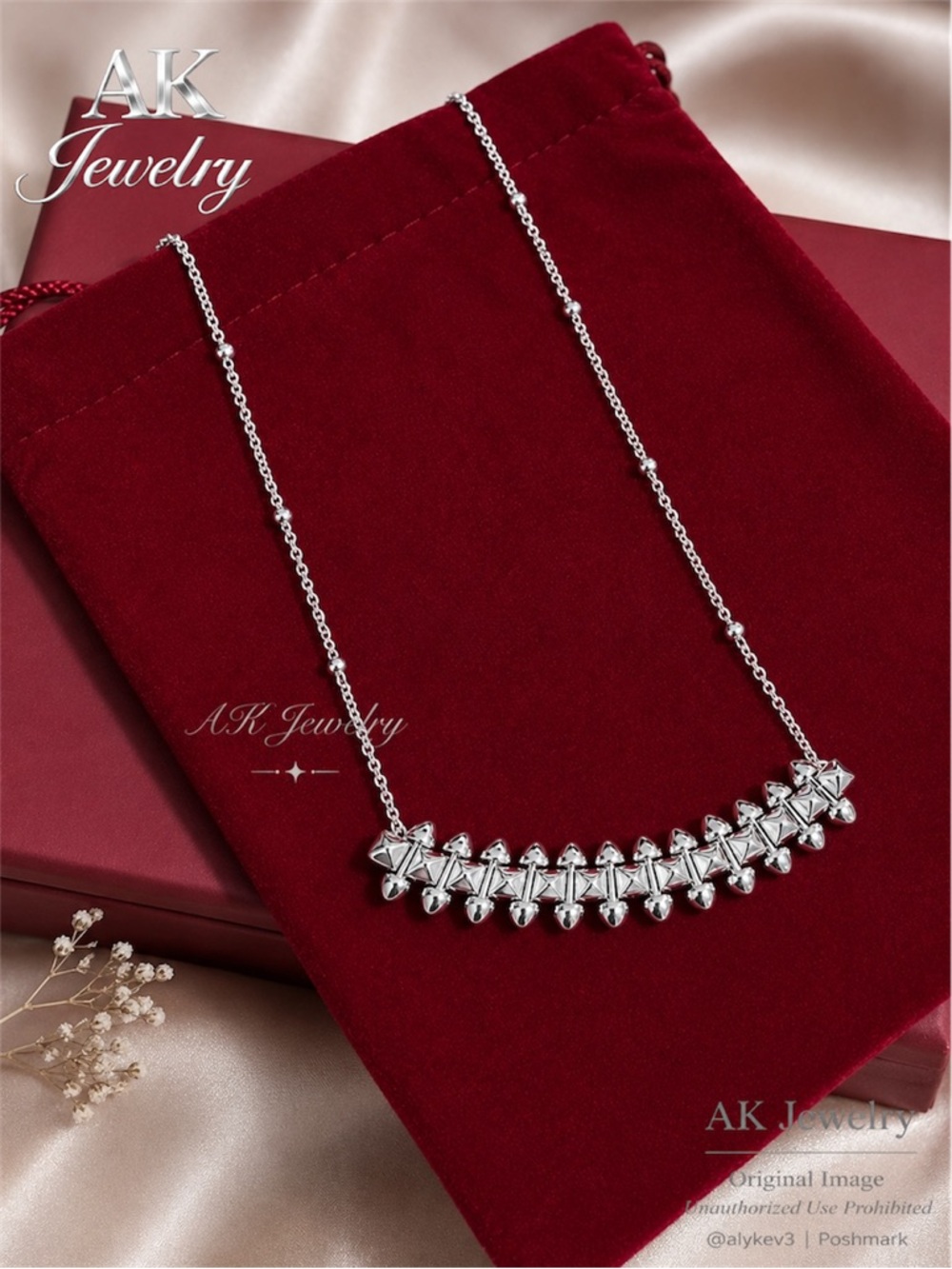 💎LUXURY Necklace Gorgeous Pendant, Beaded Chain, Spikes & Studs Silver